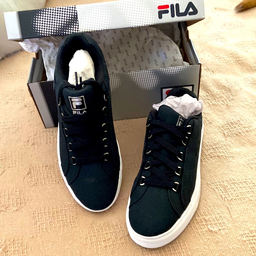 Fila 8.5 Black / White Oxidize Low